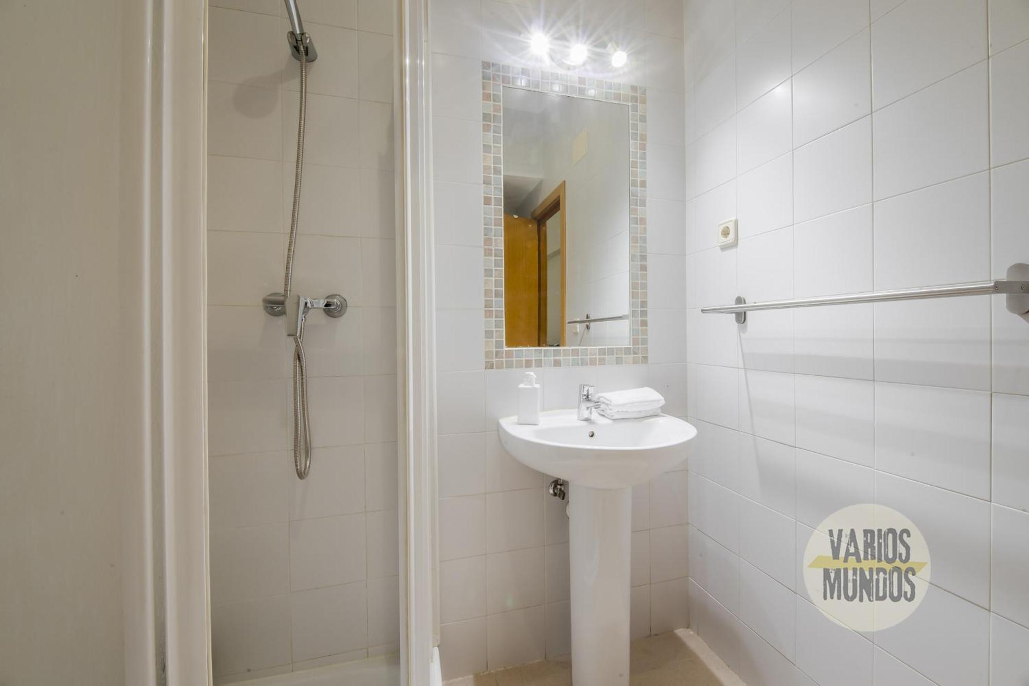 Elegante Apt Para 3 En Chueca A 1 Min De Gran Via マドリード エクステリア 写真